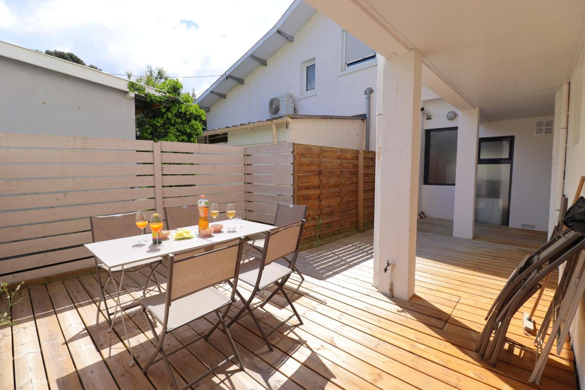 Le Spazioso - T3 Arcachon Avec Terrasse Privative Ruang foto