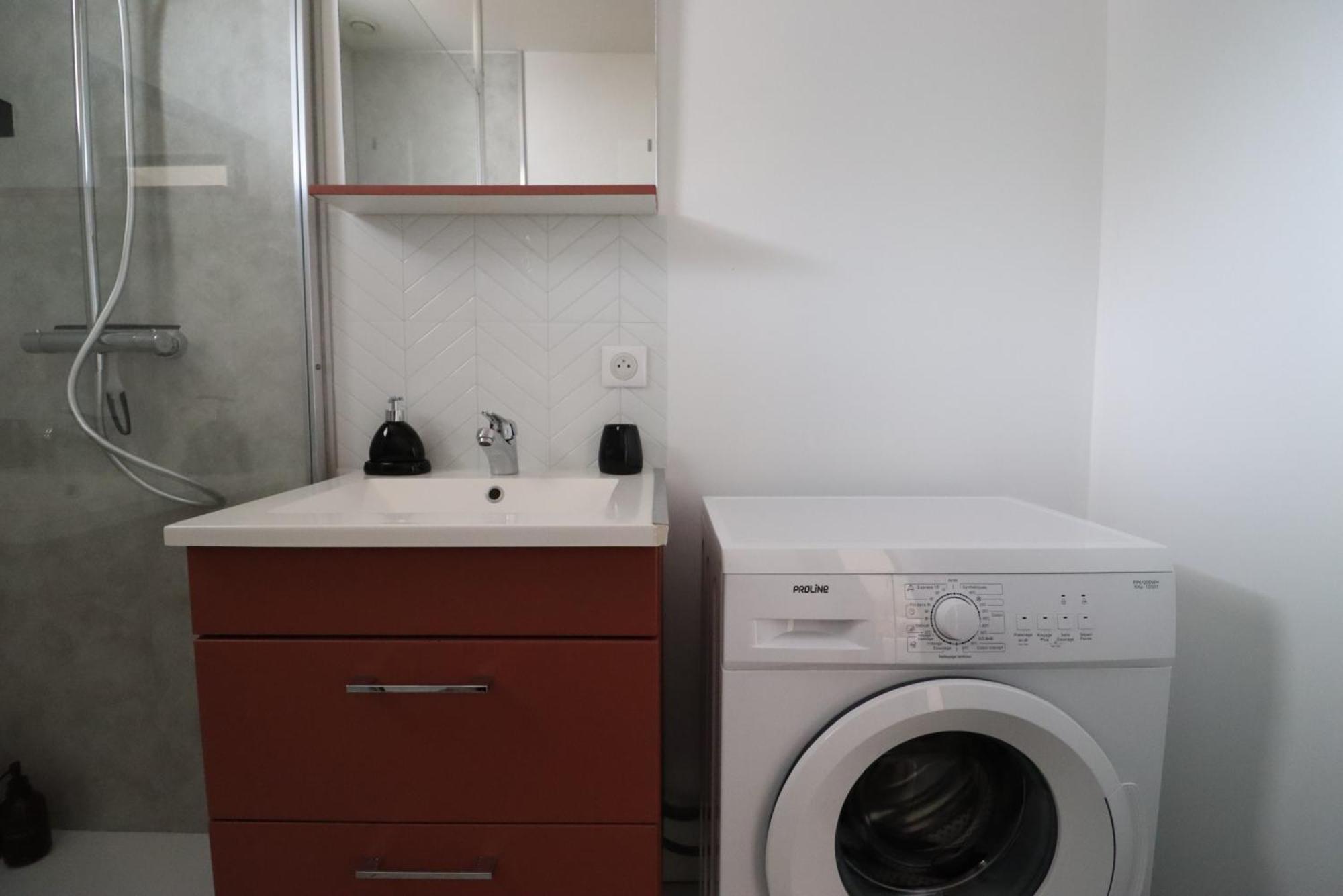 Le Spazioso - T3 Arcachon Avec Terrasse Privative Bagian luar foto