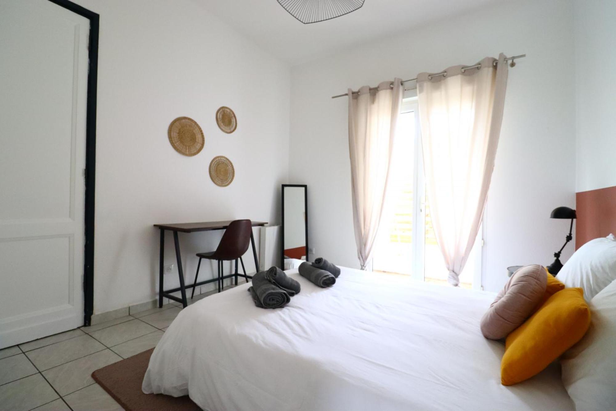 Le Spazioso - T3 Arcachon Avec Terrasse Privative Bagian luar foto
