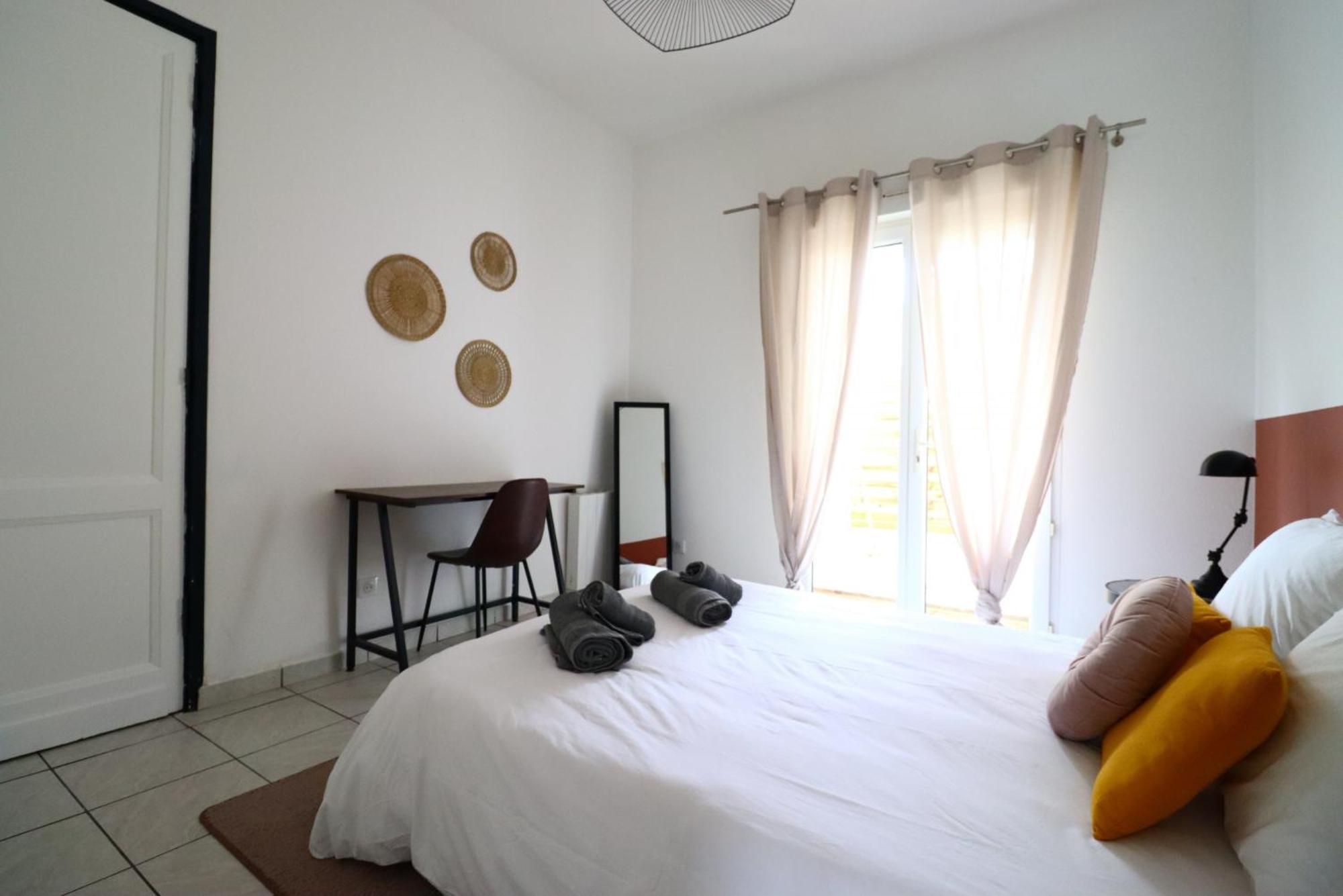 Le Spazioso - T3 Arcachon Avec Terrasse Privative Bagian luar foto