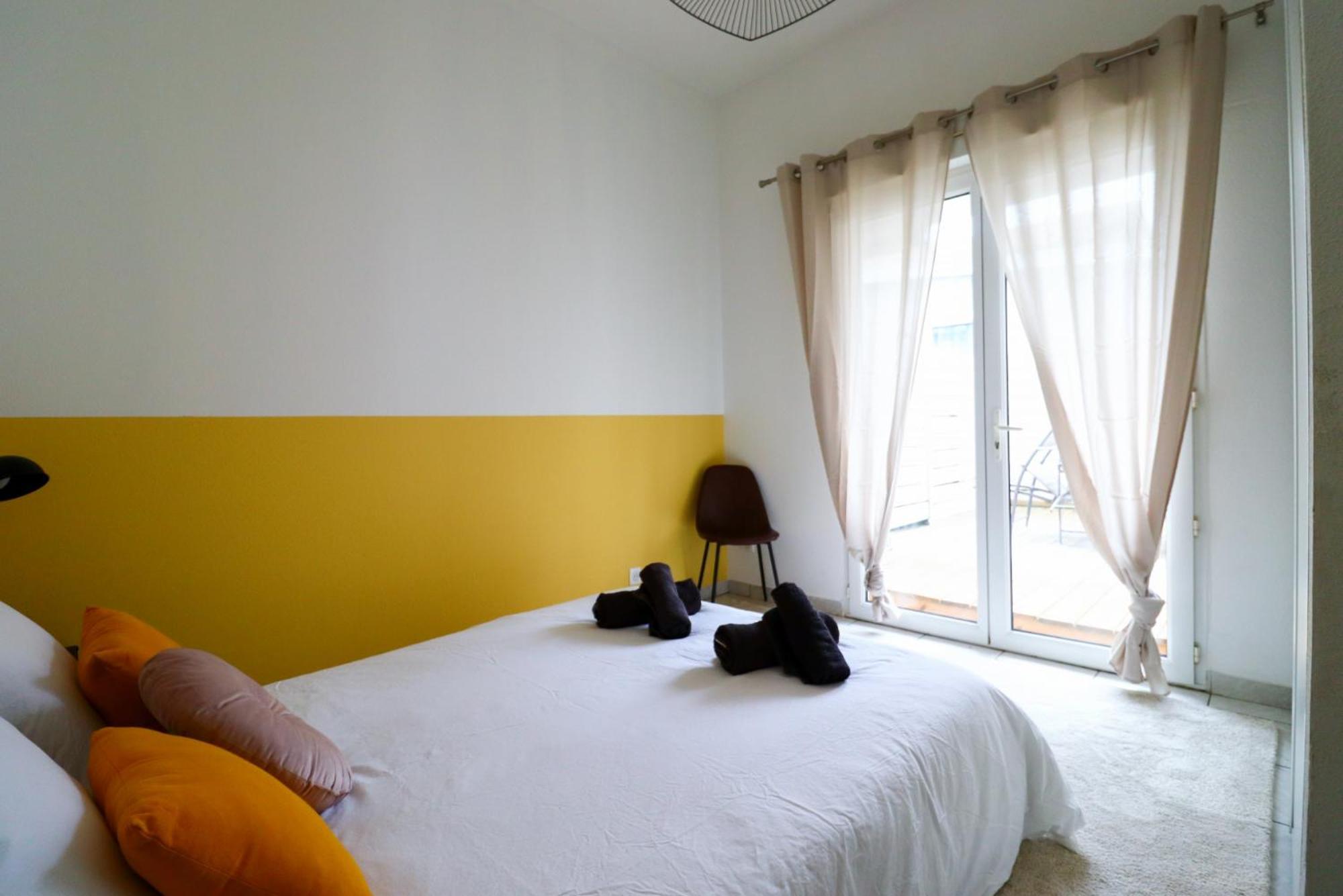 Le Spazioso - T3 Arcachon Avec Terrasse Privative Bagian luar foto